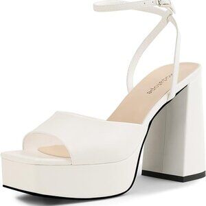 New in Box Modatope Trendy Platform Open Toe Heels with Ankle Strap 6.5 White